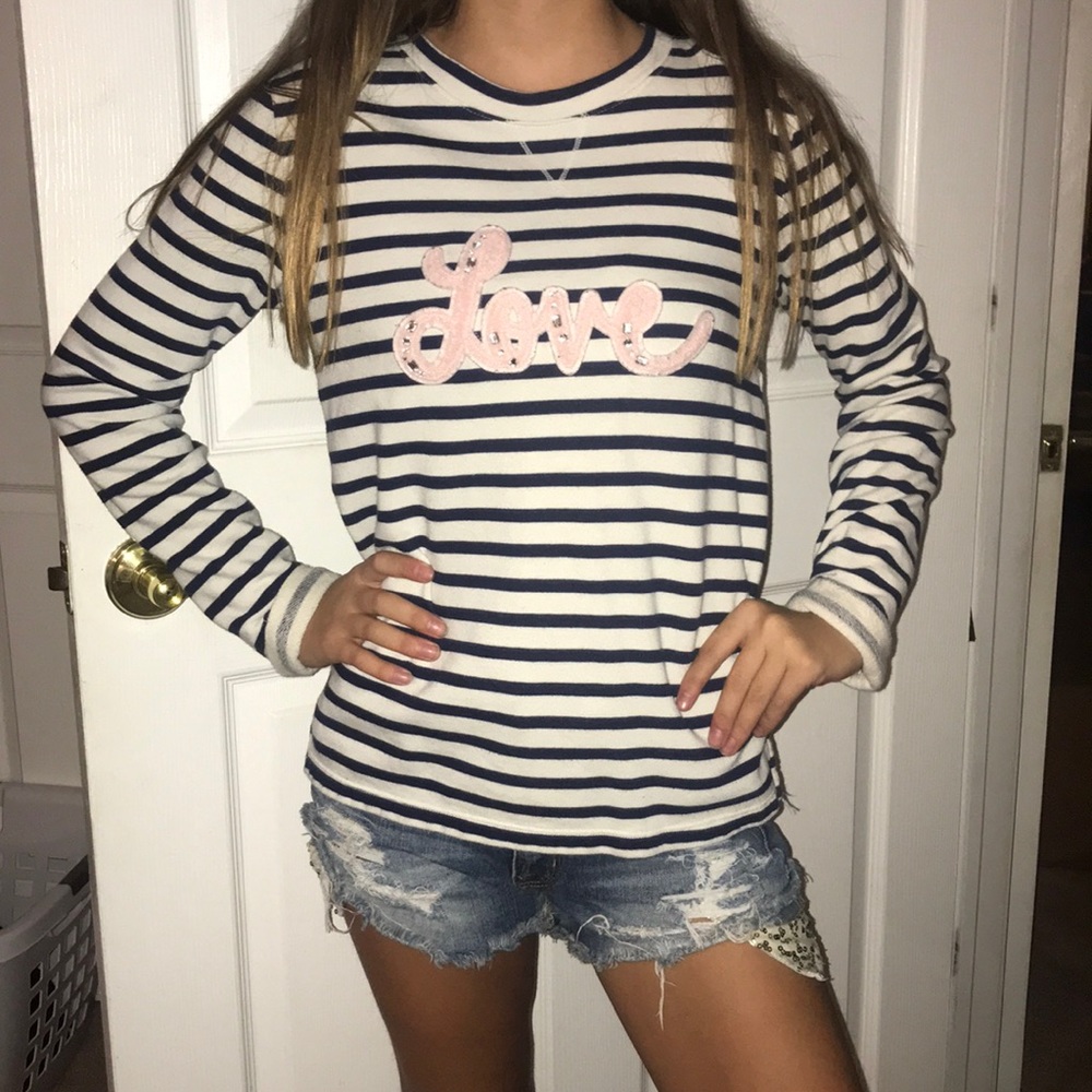 Love sweatshirt